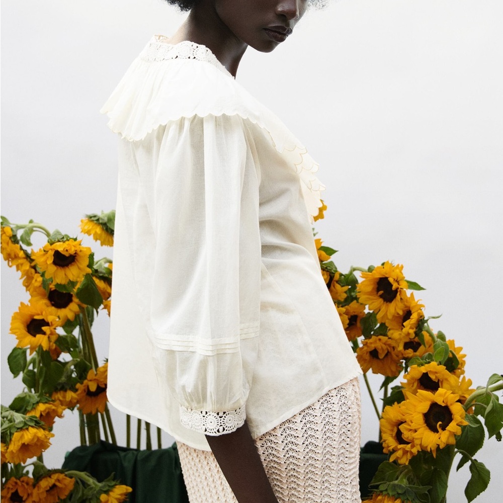 ZARA - Embroidered Ruffle Collared Long Sleeve Blouse in Ivory (NWT) - Size : S - Picture 3 of 14